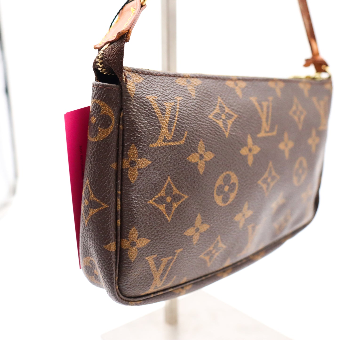 Louis Vuitton Pochette Monogram - 782