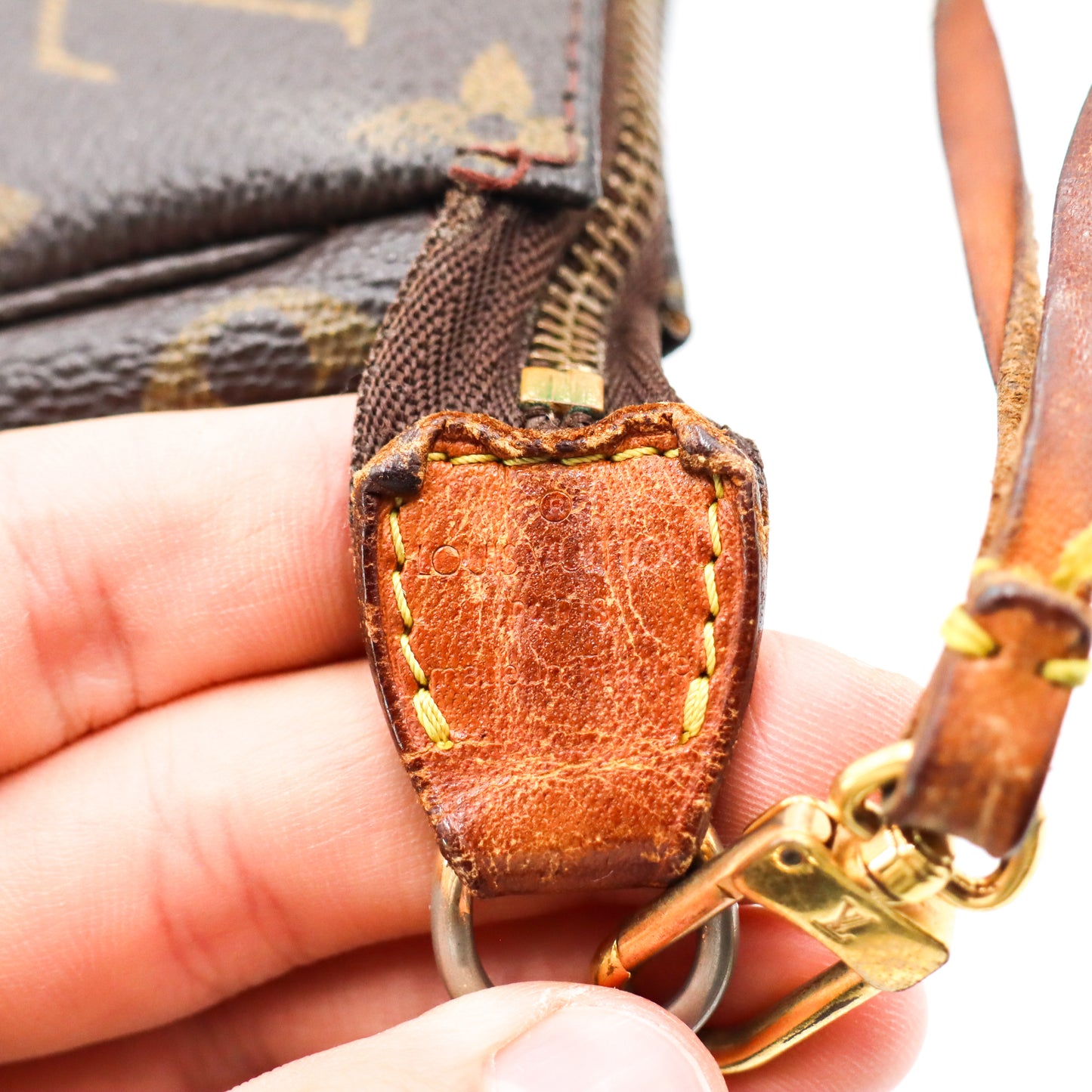 Louis Vuitton Pochette Monogram - 788