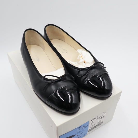 Chanel Ballerina Uniform EU: 38,5 - 815