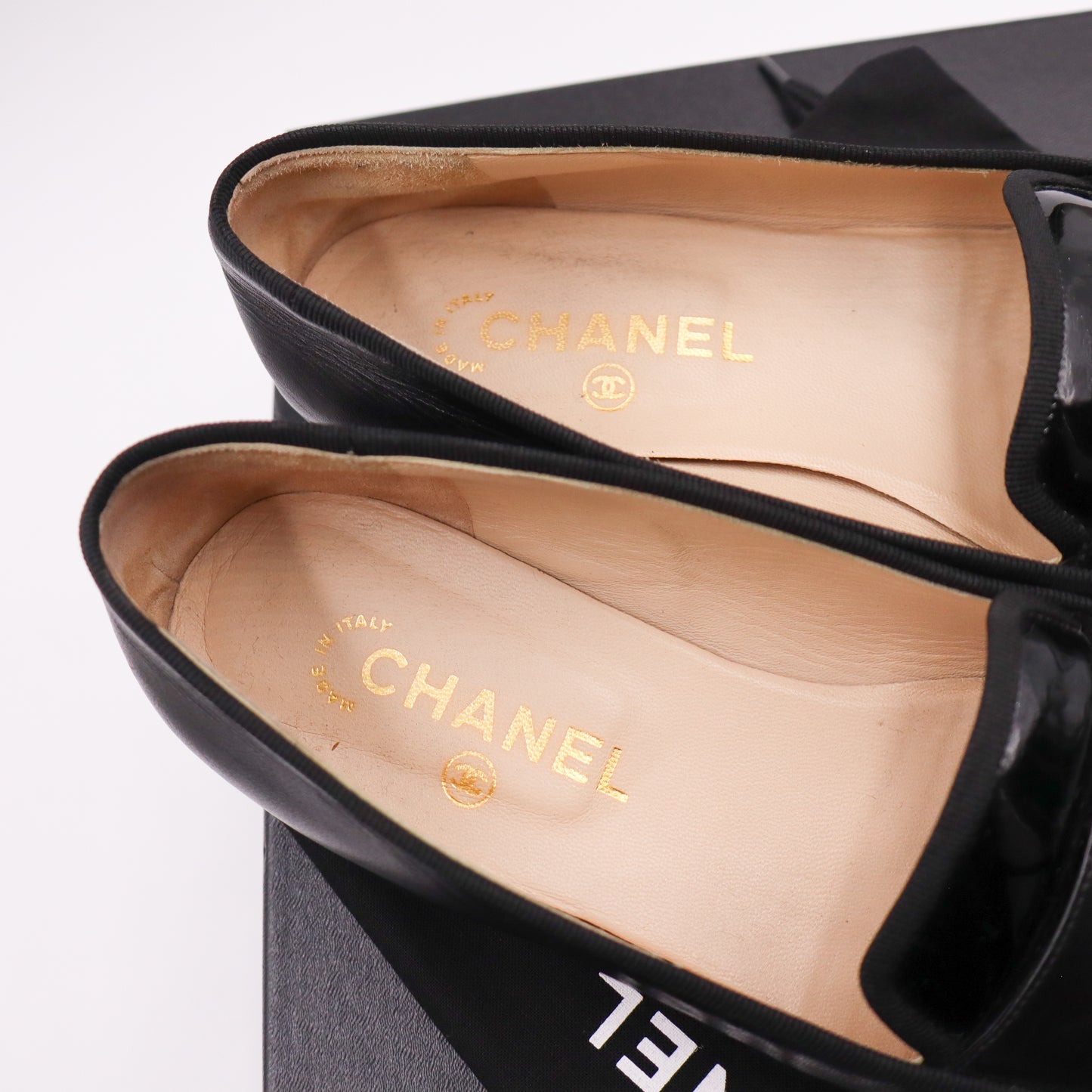 Chanel Loafer EU: 38 - 808