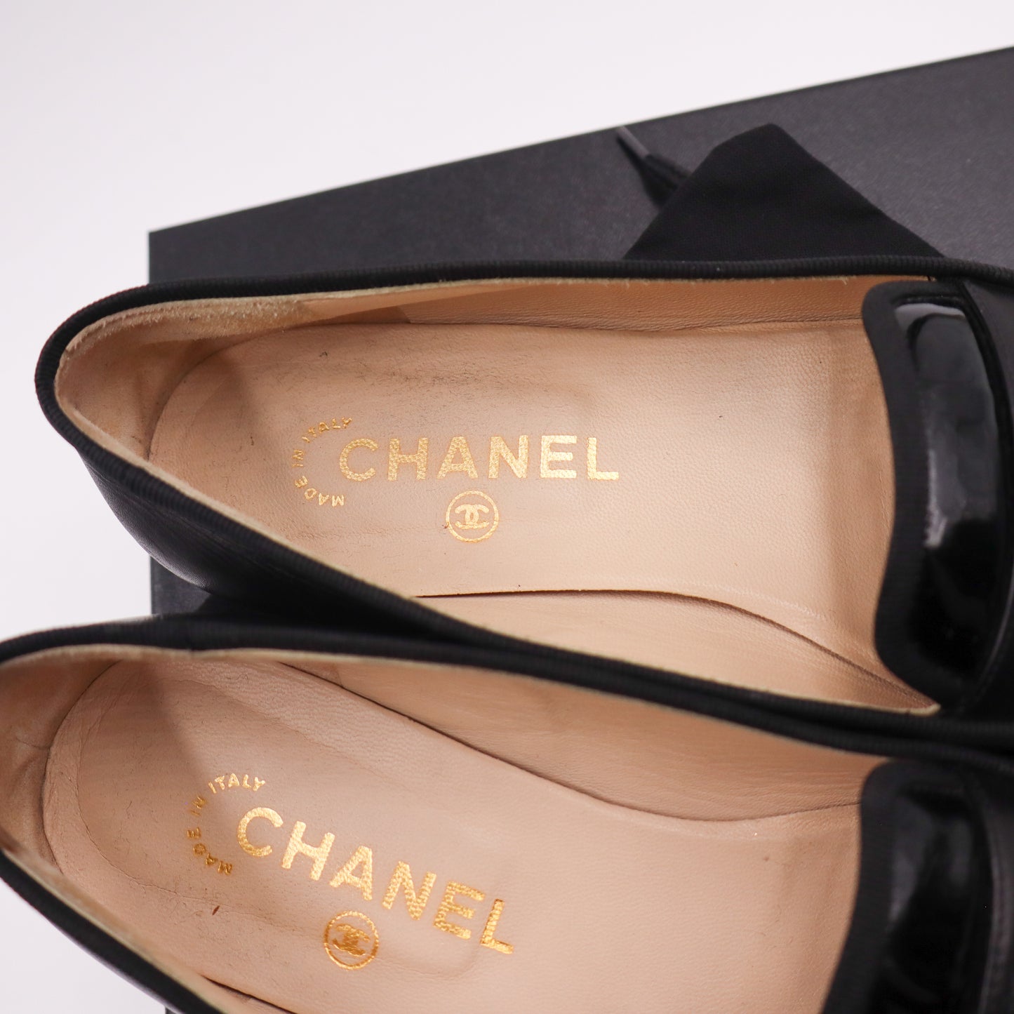 Chanel Loafer EU: 38 - 808