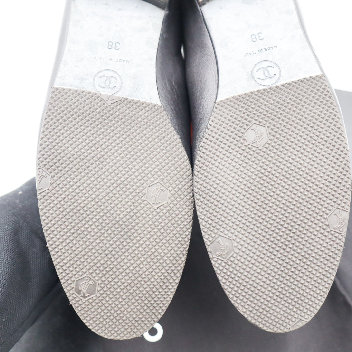 Chanel Loafer EU: 38 - 808
