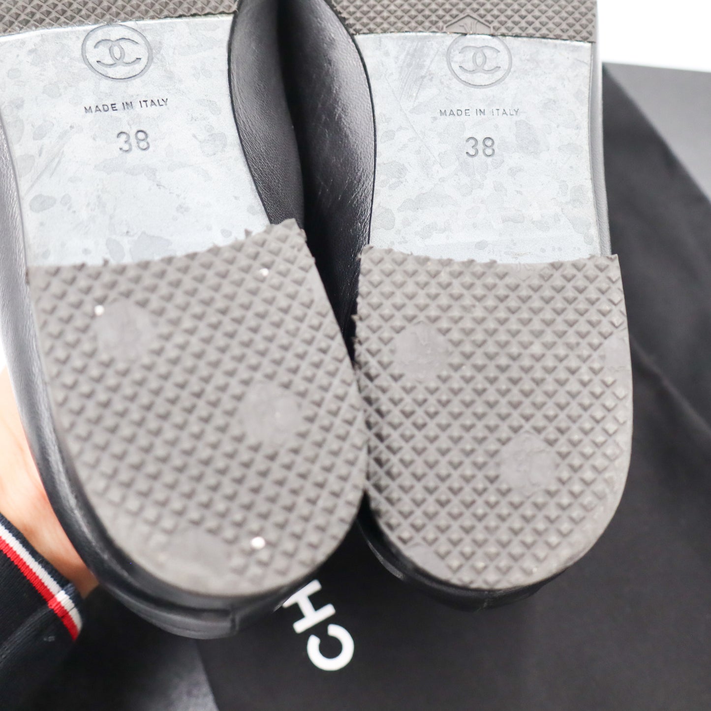 Chanel Loafer EU: 38 - 808