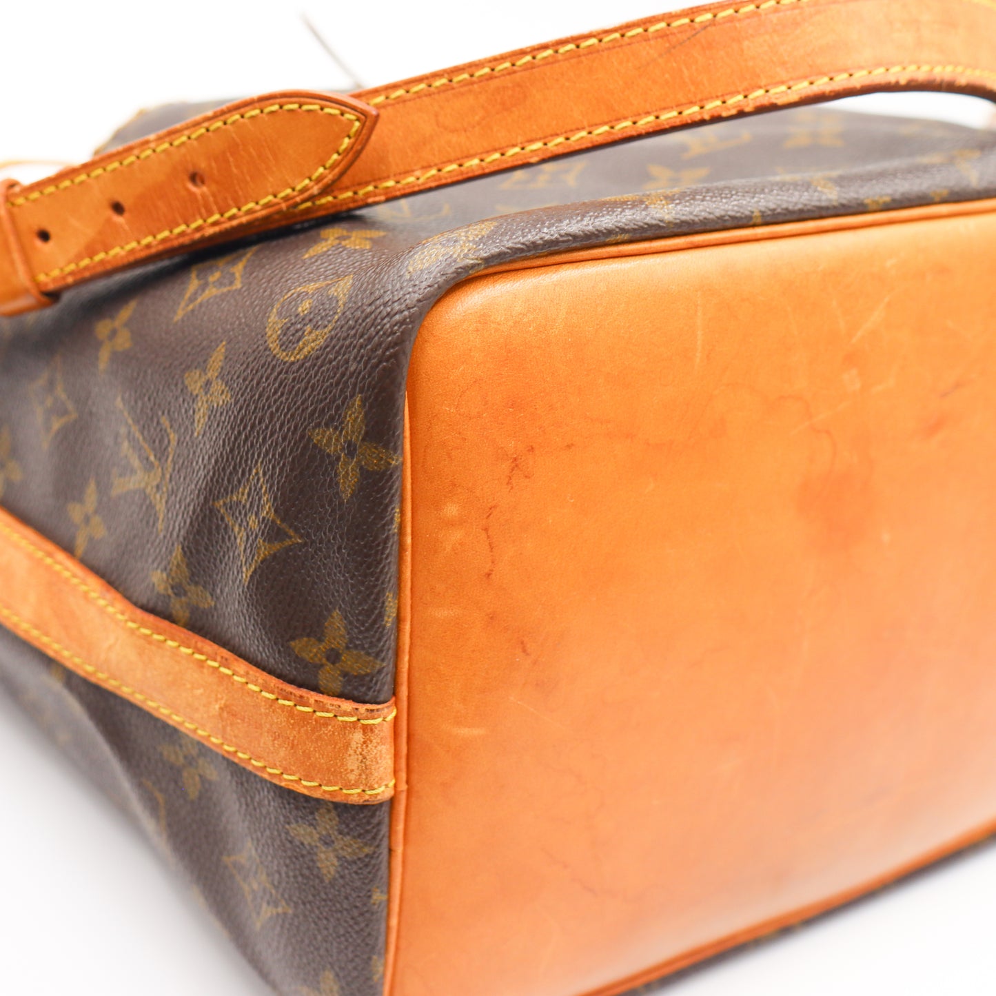 Louis Vuitton Noé Petit Monogram - 904