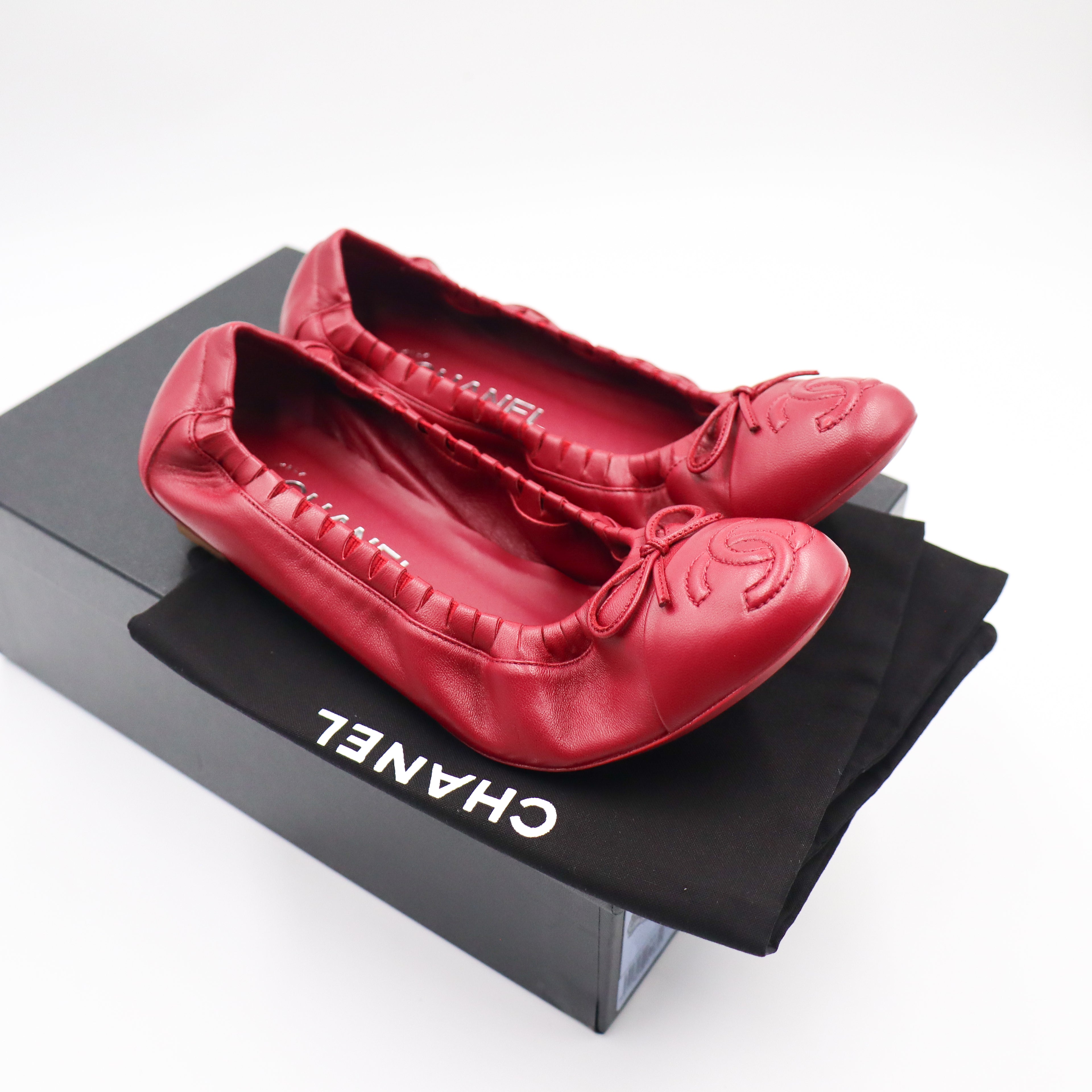 Chanel Ballerina Cherry Red EU 37 -  836