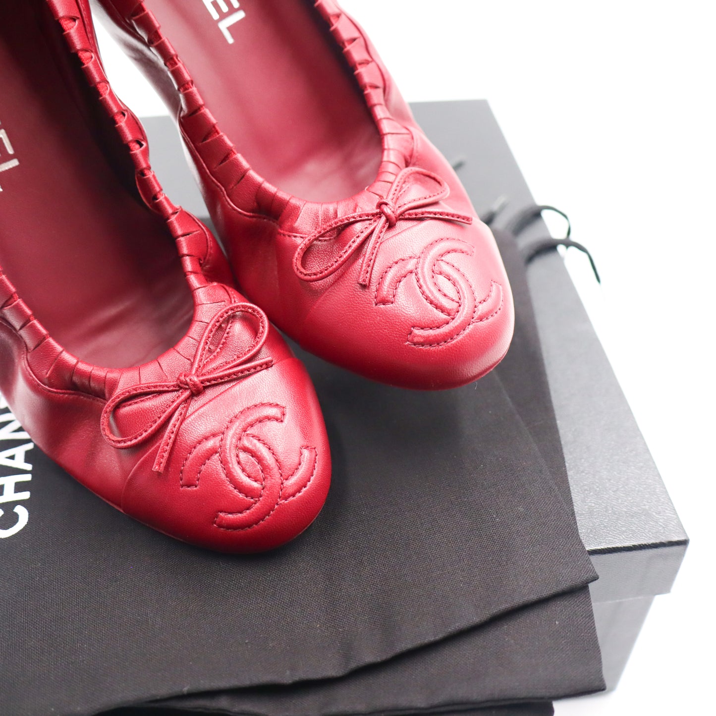 Chanel Ballerina Cherry Red EU 37 -  836