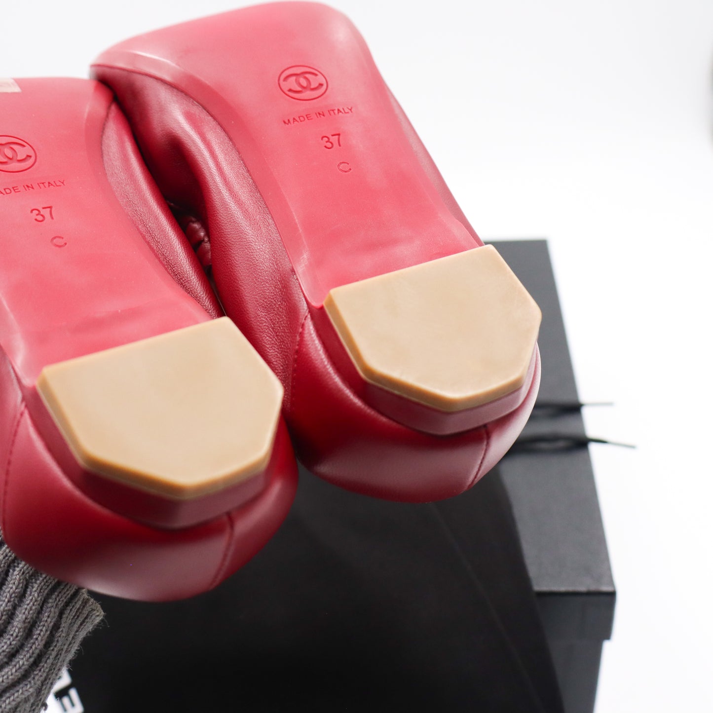 Chanel Ballerina Cherry Red EU 37 -  836