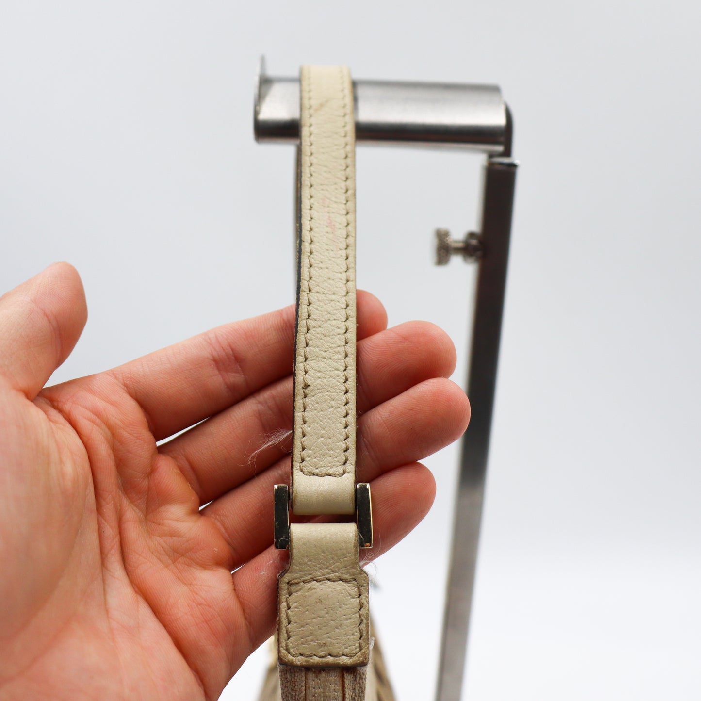 Gucci GG D-Ring Pochette Monogram - 855