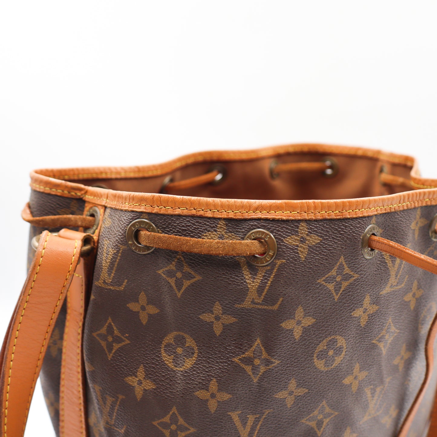 Louis Vuitton Noé Petit Monogram - 867