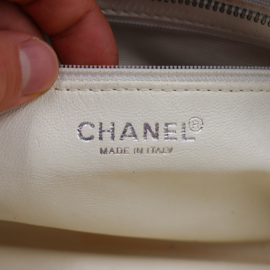 Chanel Boston Bag - 958