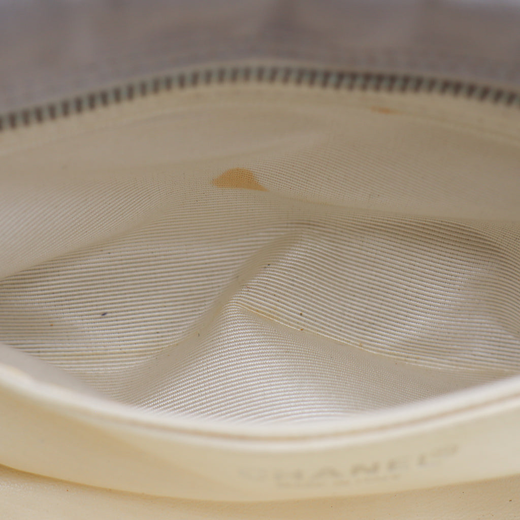 Chanel Boston Bag - 958