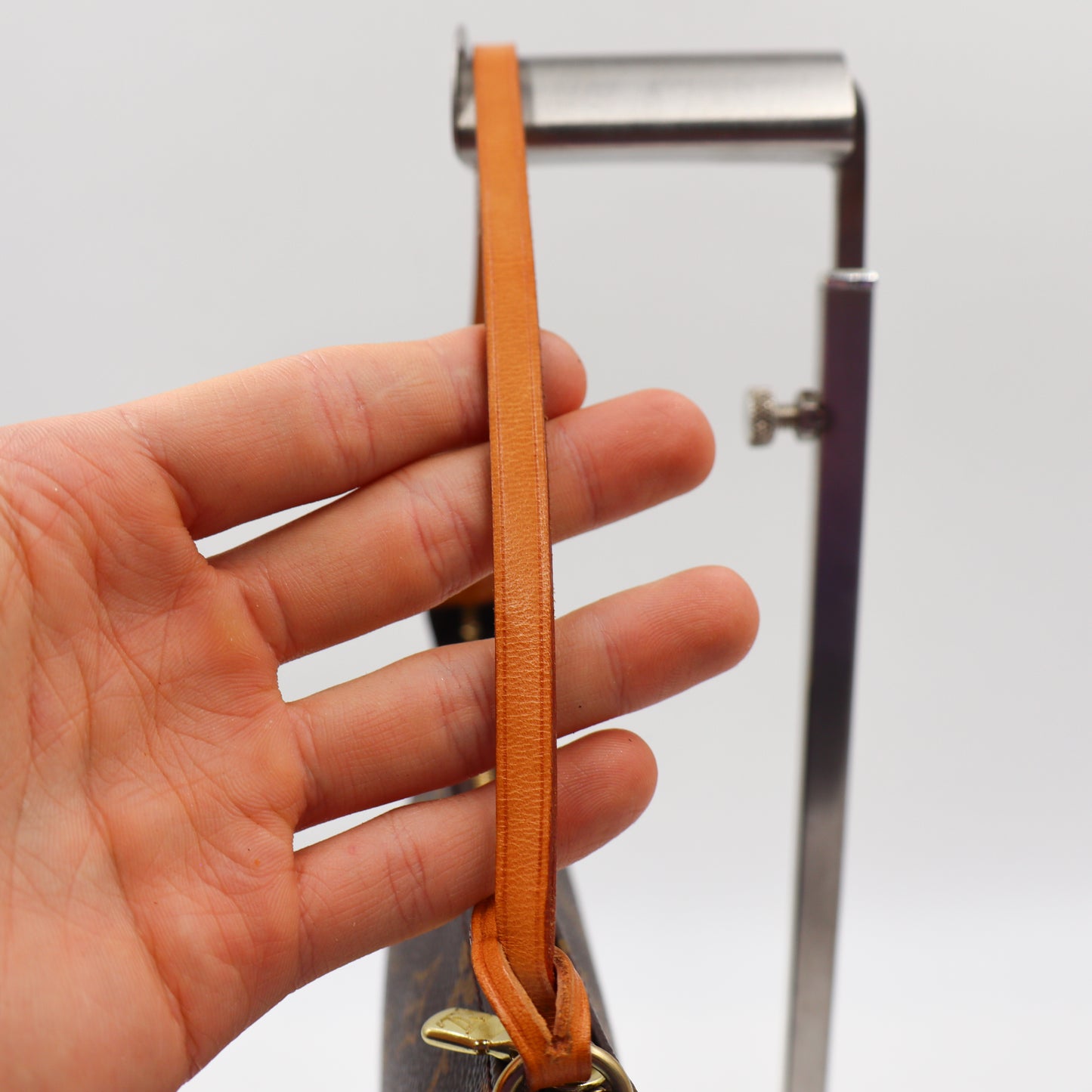 Louis Vuitton Pochette Monogram - 964