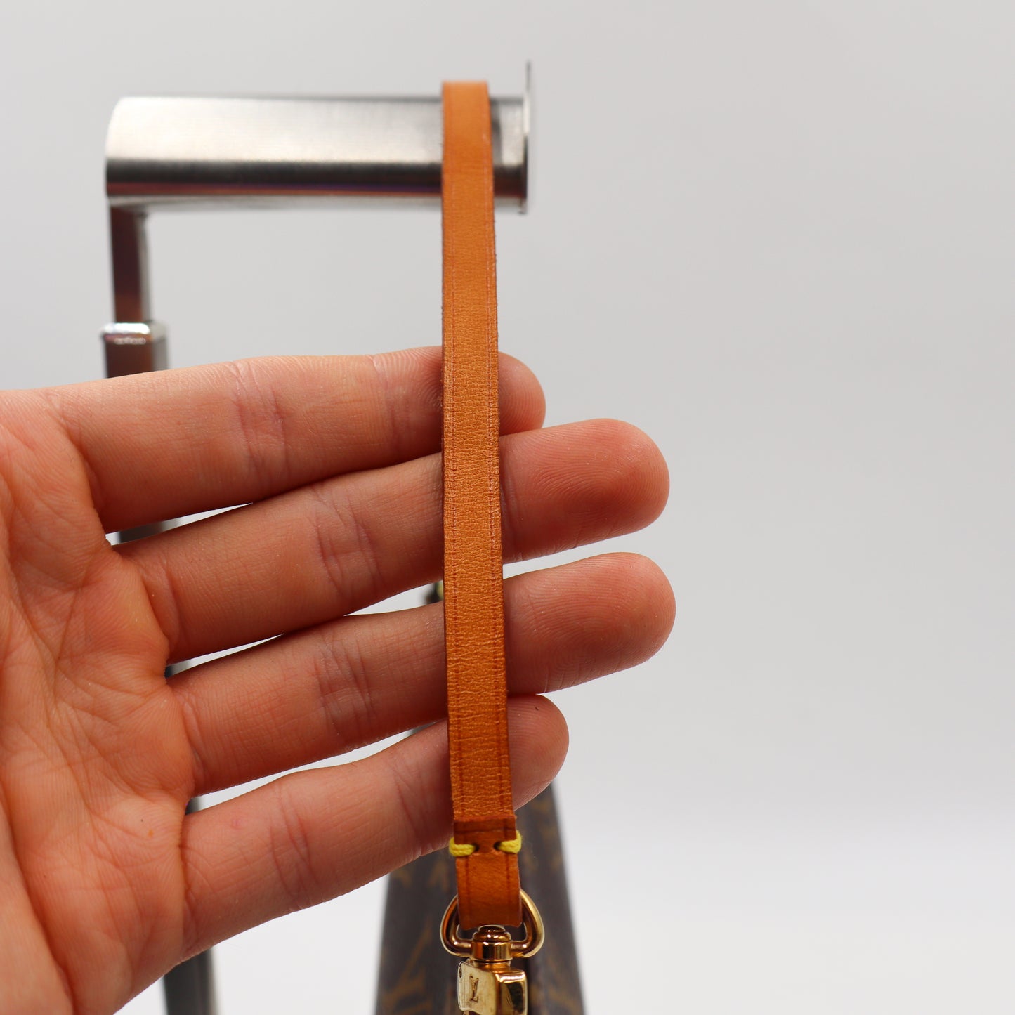 Louis Vuitton Pochette Monogram - 964