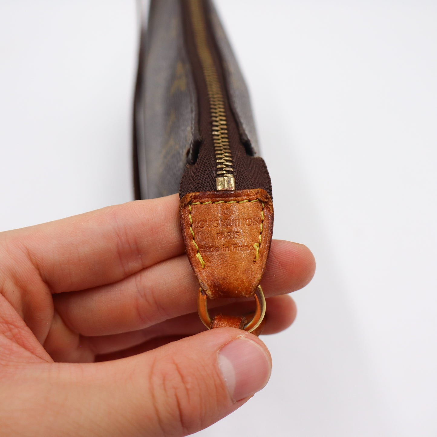 Louis Vuitton Pochette Monogram - 963
