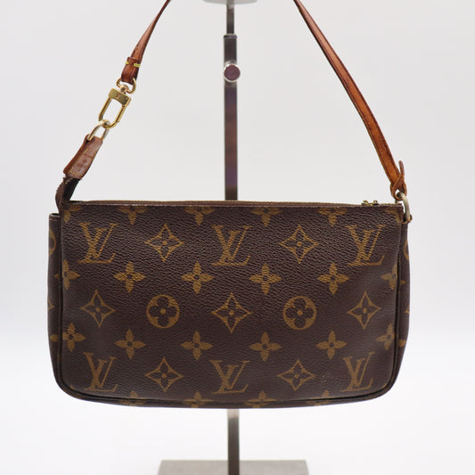 Louis Vuitton Pochette Monogram - 971