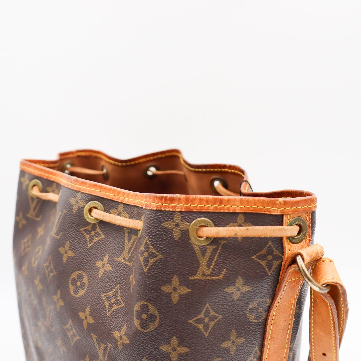 Louis Vuitton Noé Petit Monogram - 984