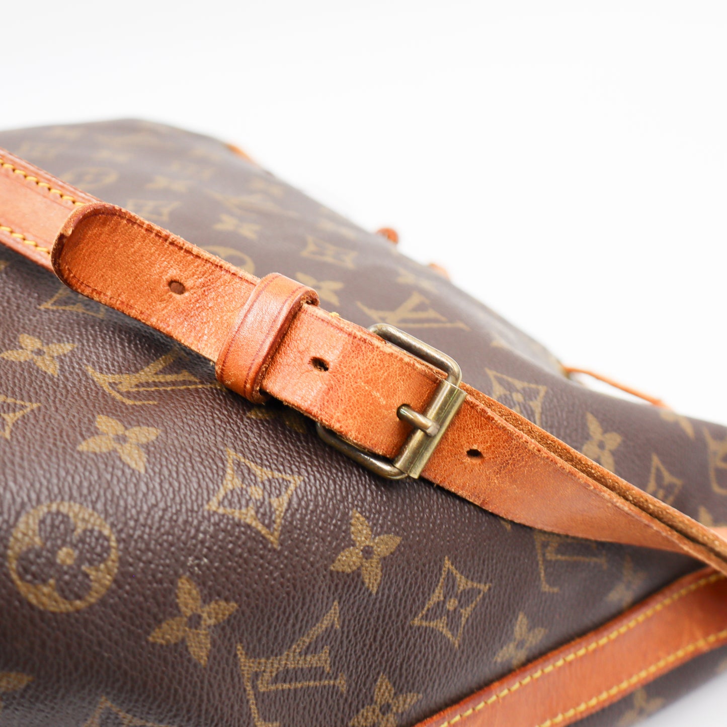 Louis Vuitton Noé Petit Monogram - 985
