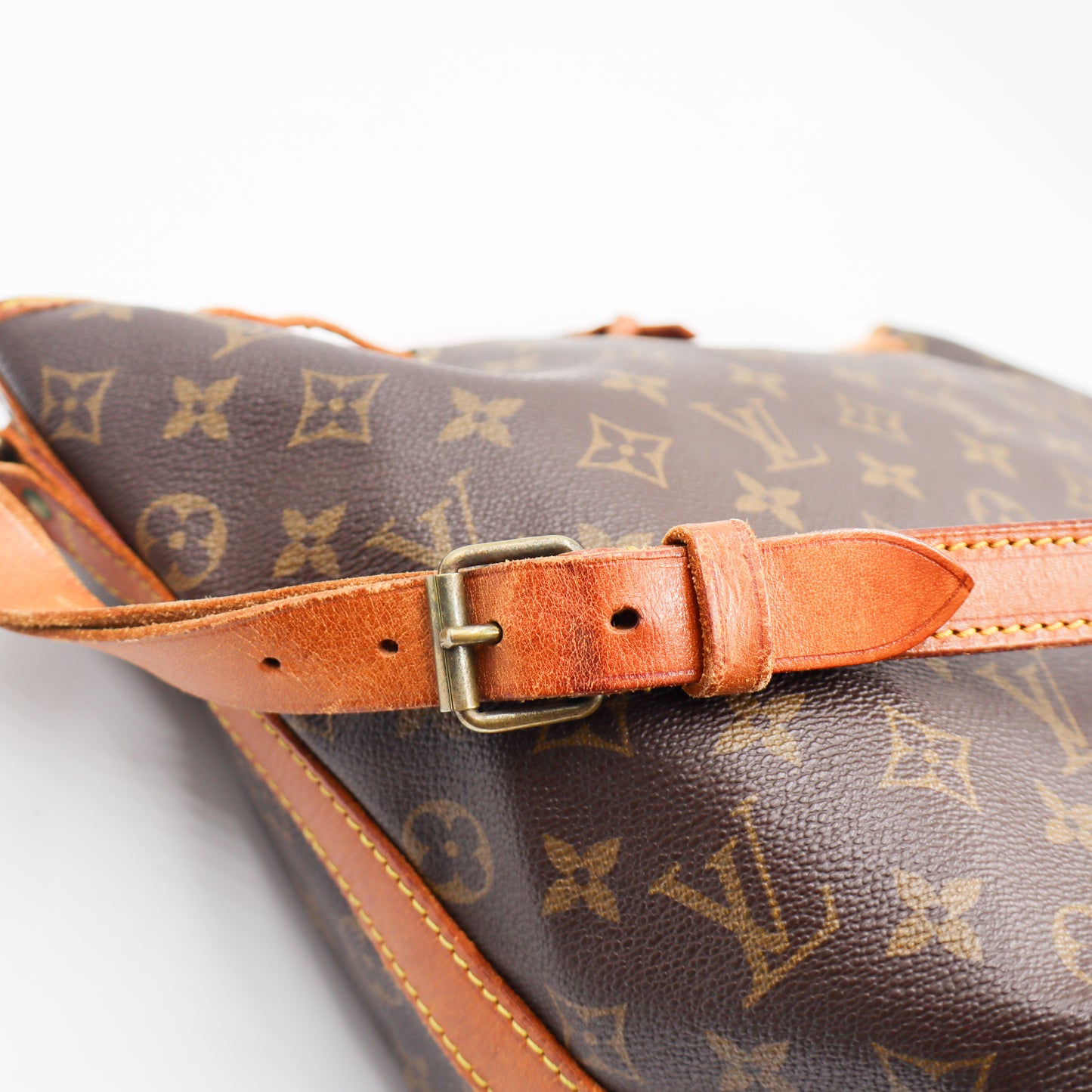 Louis Vuitton Noé Petit Monogram - 985