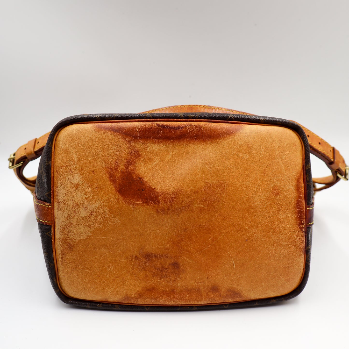 Louis Vuitton Noé Petit Monogram - 1014