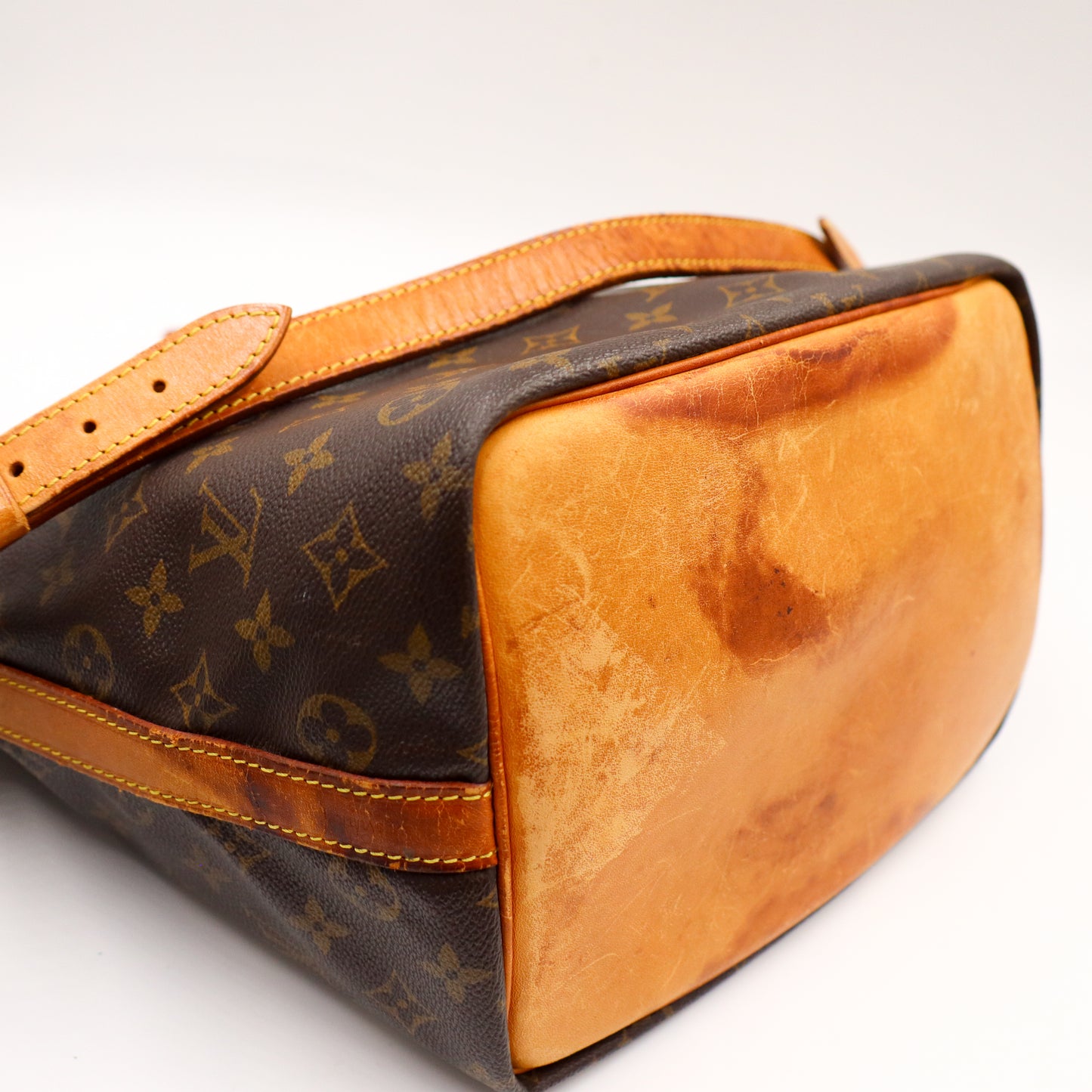Louis Vuitton Noé Petit Monogram - 1014