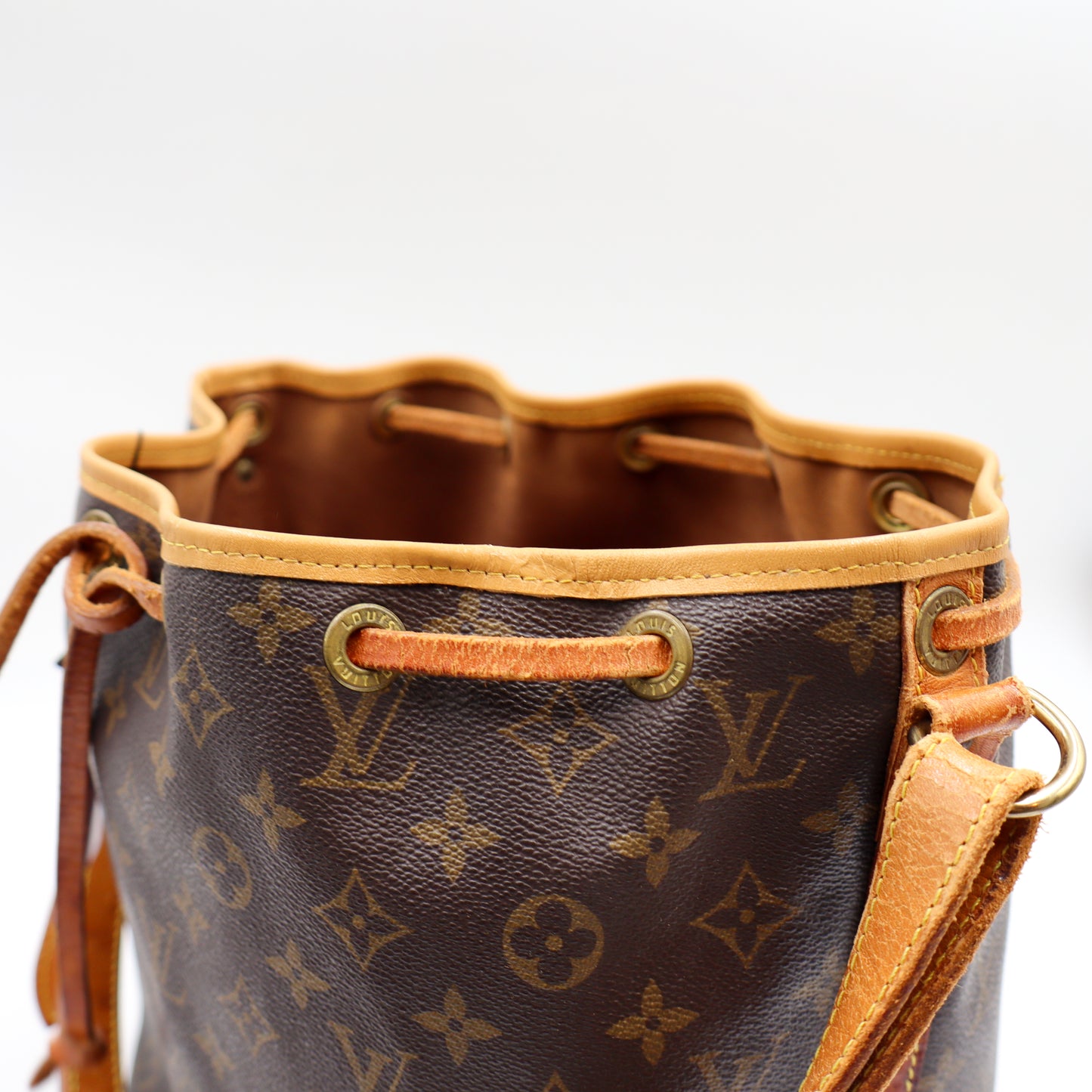 Louis Vuitton Noé Petit Monogram - 1014