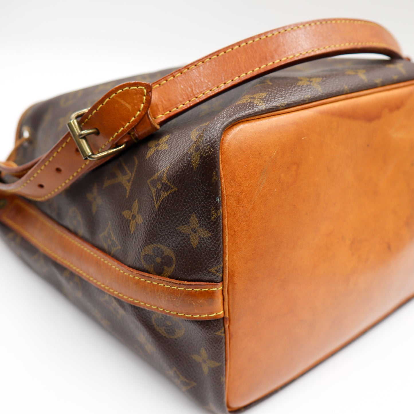 Louis Vuitton Noé Petit Monogram - 1015