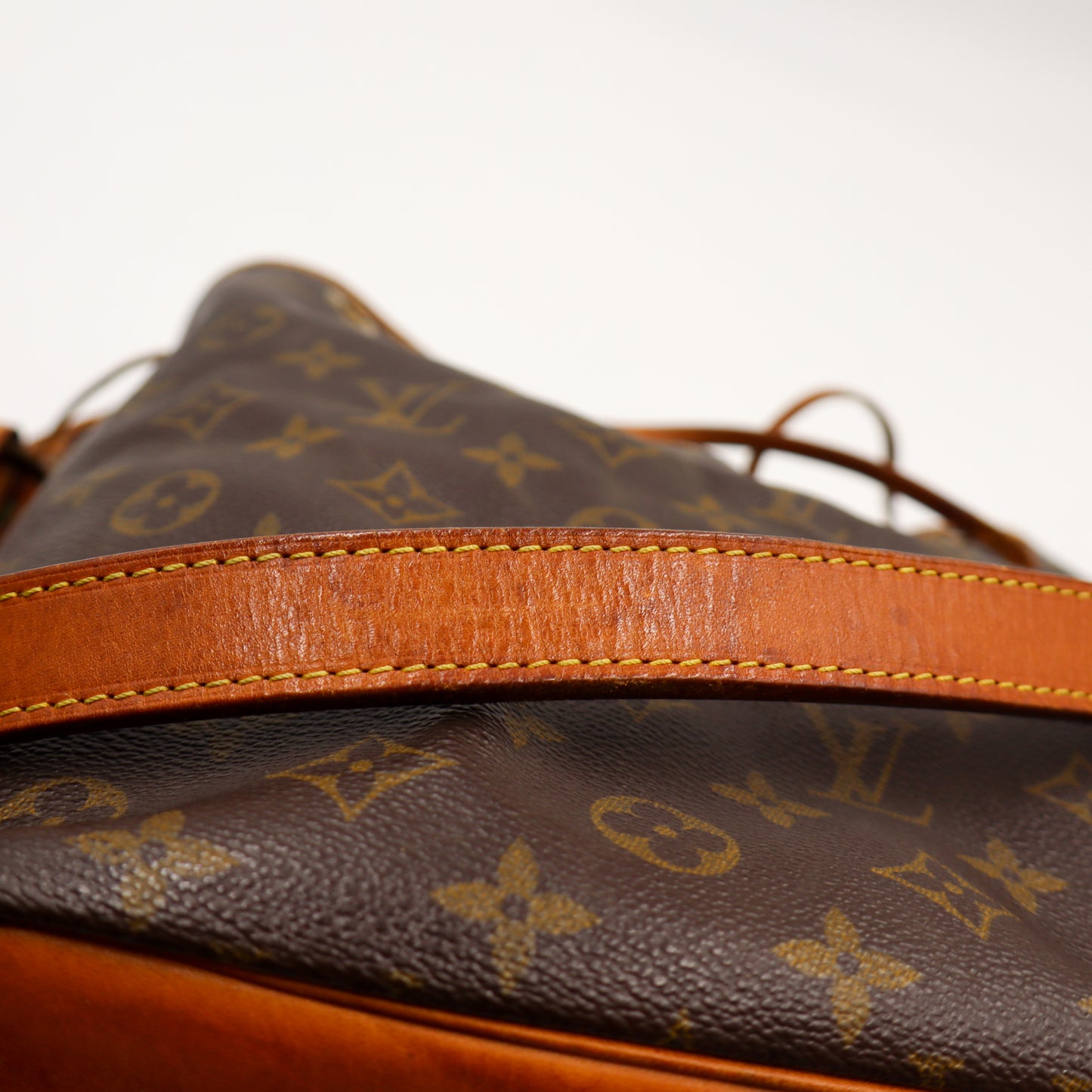 Louis Vuitton Noé Petit Monogram - 1015