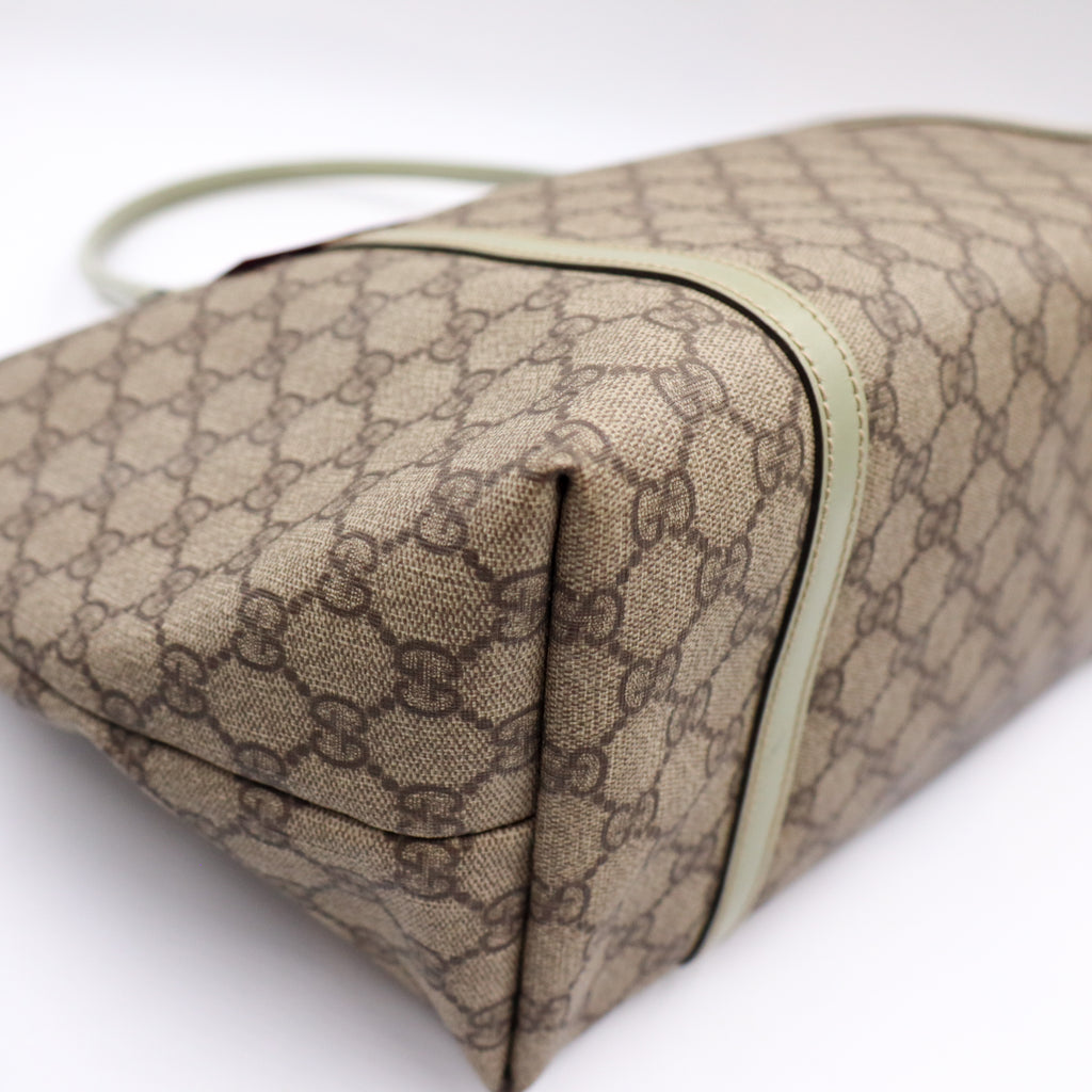Gucci Shopper Supreme Monogram - 1011
