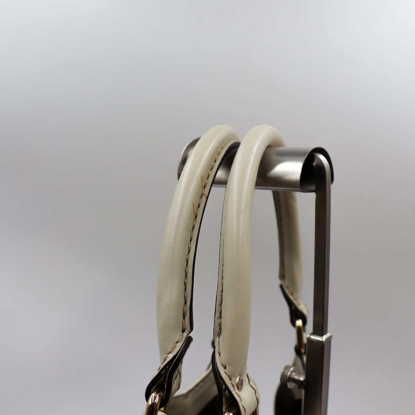 Gucci Sukey GG Monogram - 1010