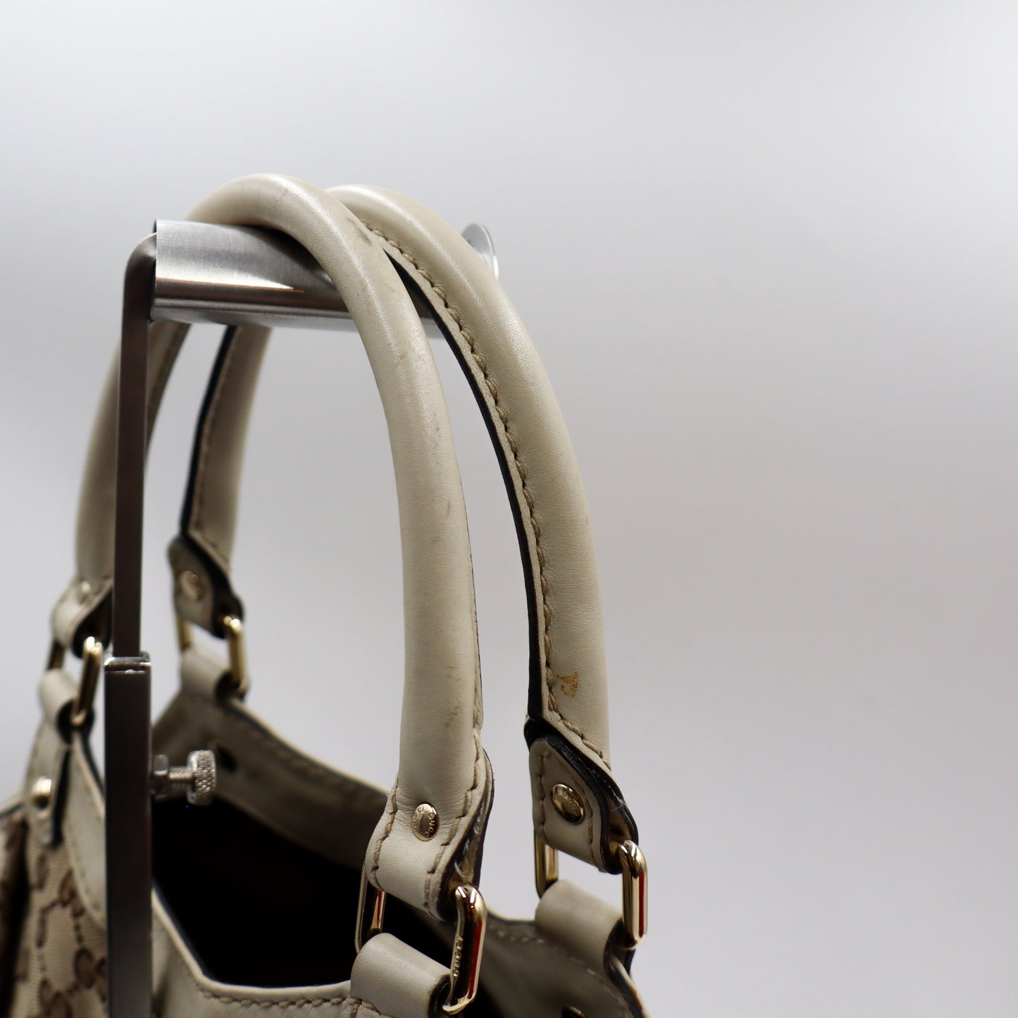 Gucci Sukey GG Monogram - 1010