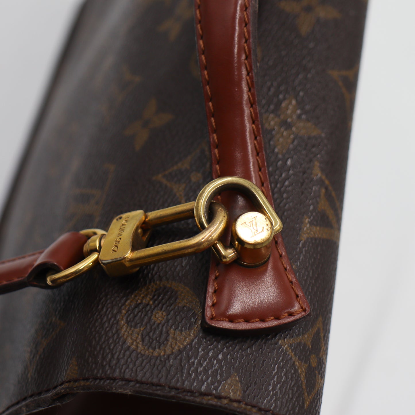 Louis Vuitton Moncau Monogram - 956