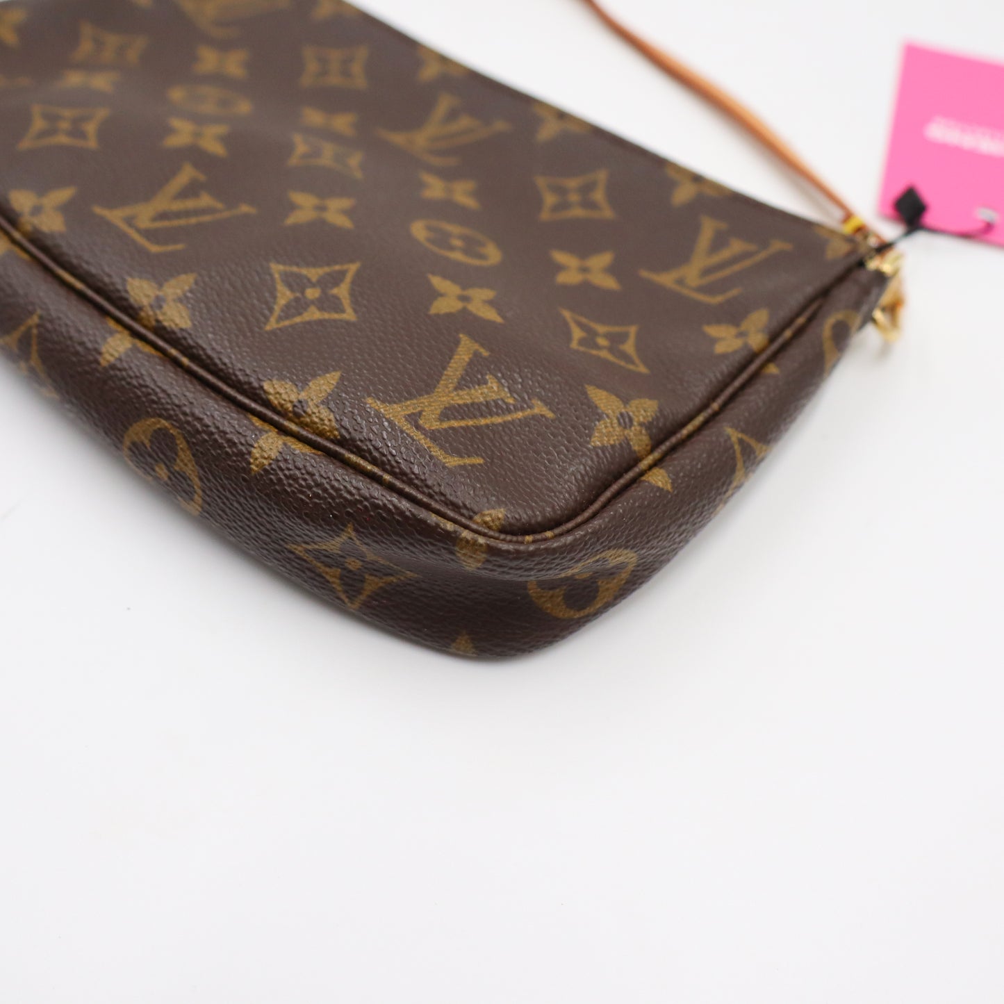 Louis Vuitton Pochette Monogram - 949