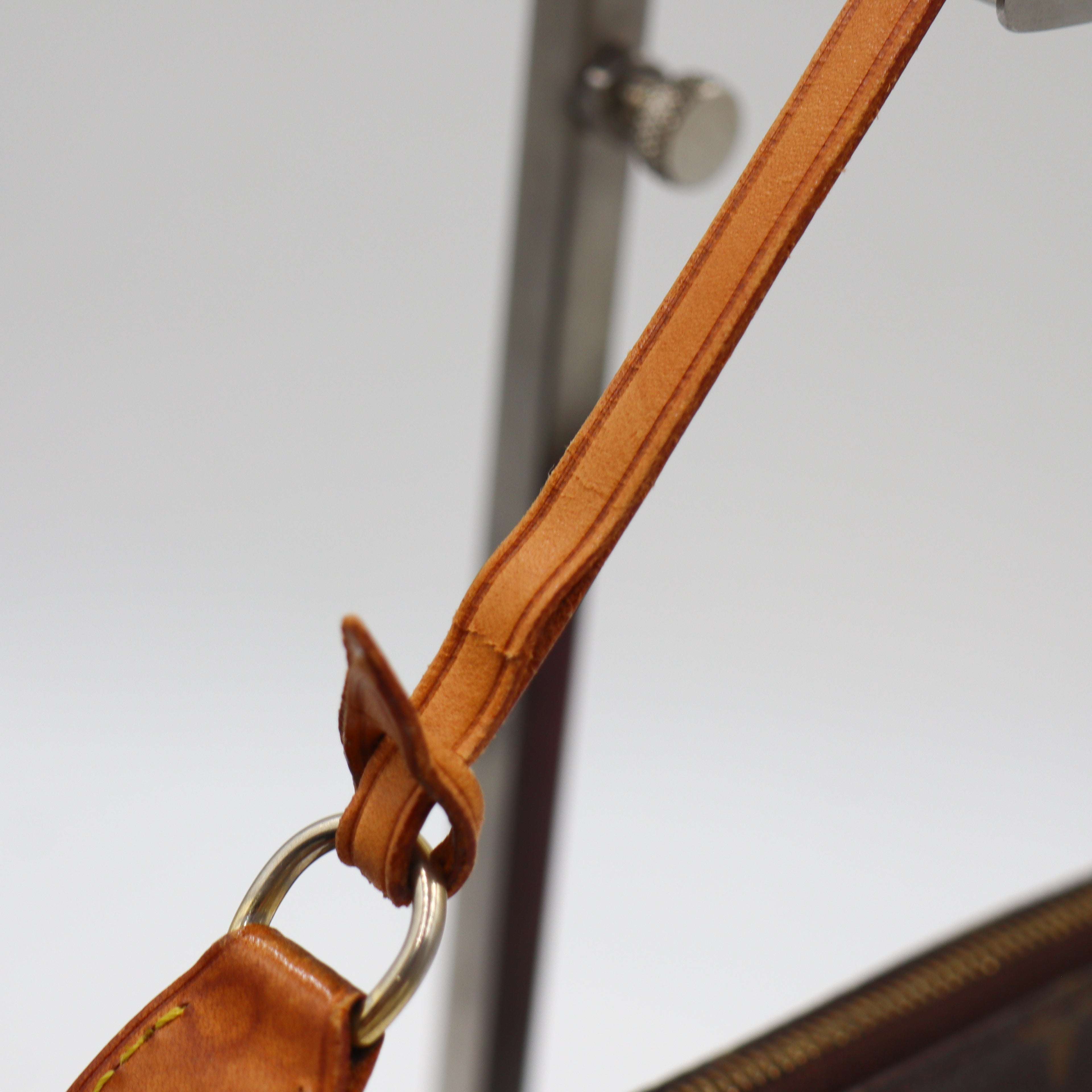 Louis Vuitton Pochette Monogram - 955