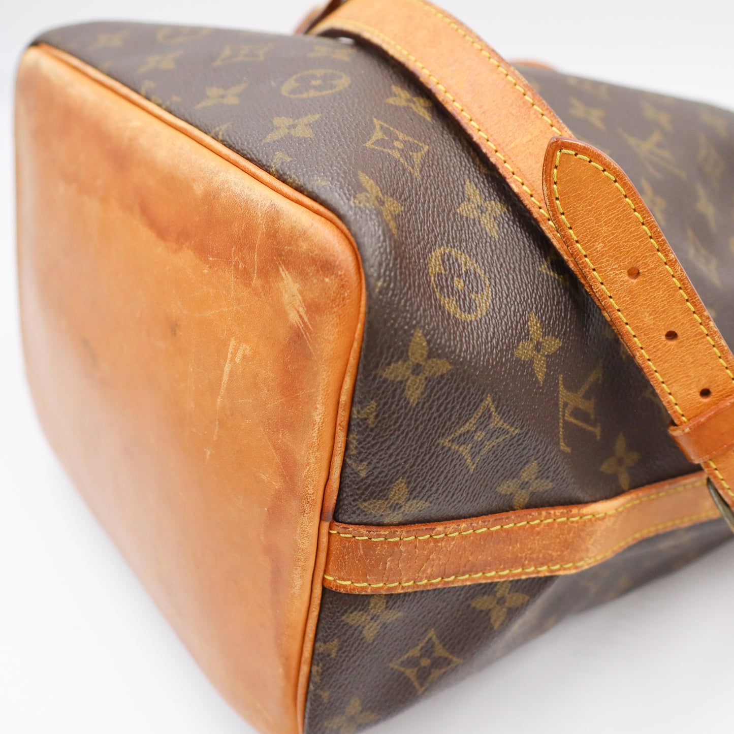 Louis Vuitton Noé Petit Monogram - 947