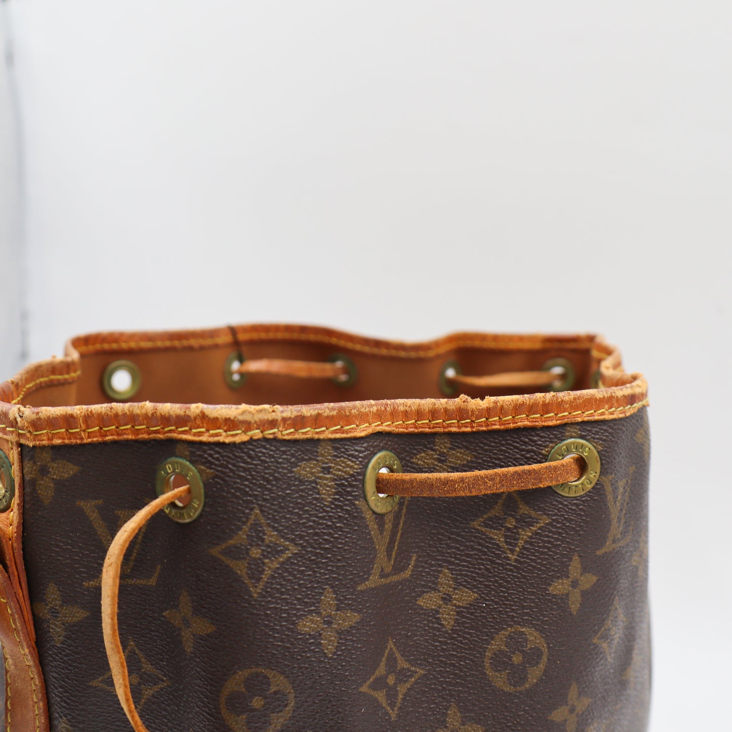 Louis Vuitton Noé Petit Monogram - 947