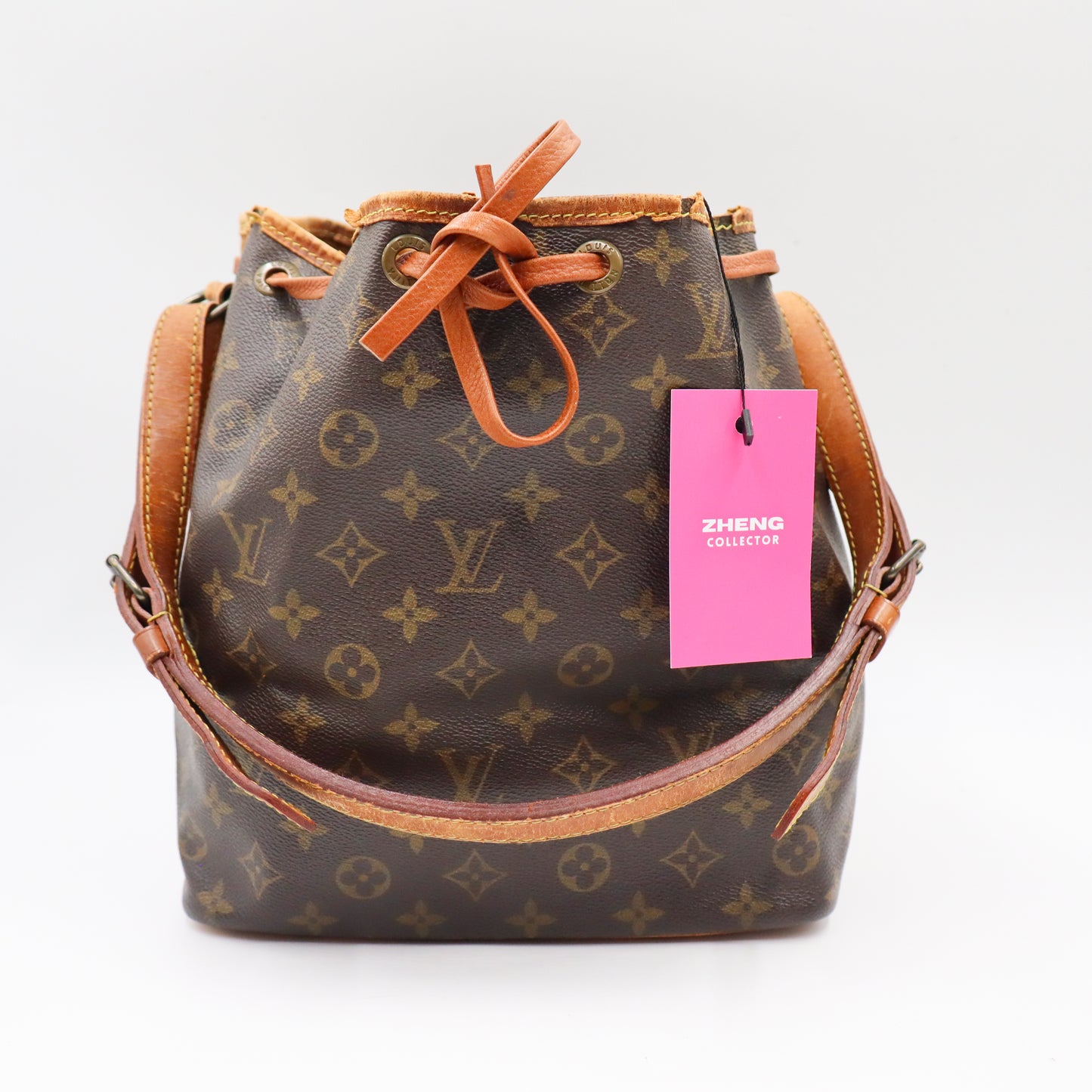 Louis Vuitton Noé Petit Monogram - 946