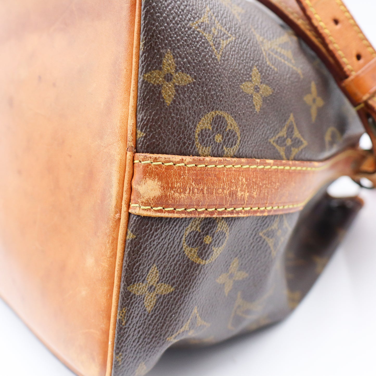 Louis Vuitton Noé Petit Monogram - 946