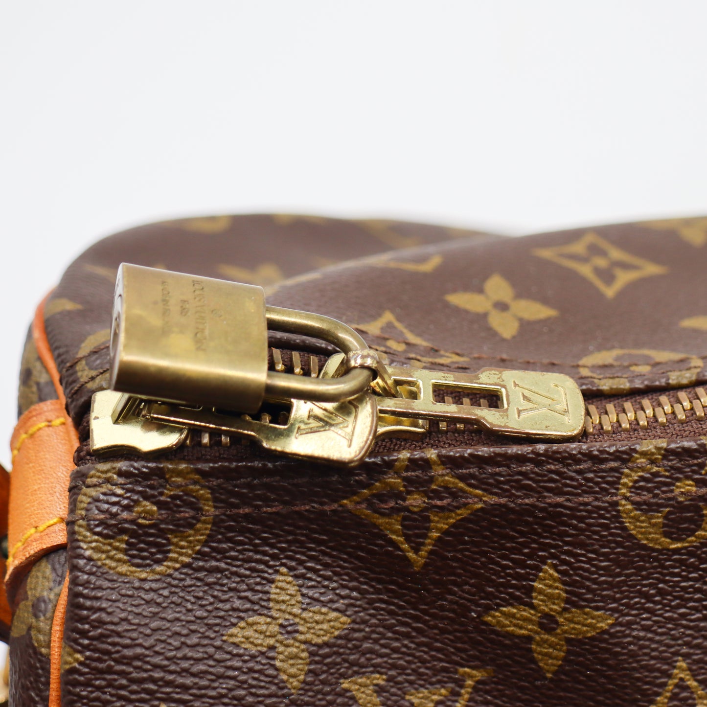 Louis Vuitton Keepall 50 Bandouliere Monogram - 940