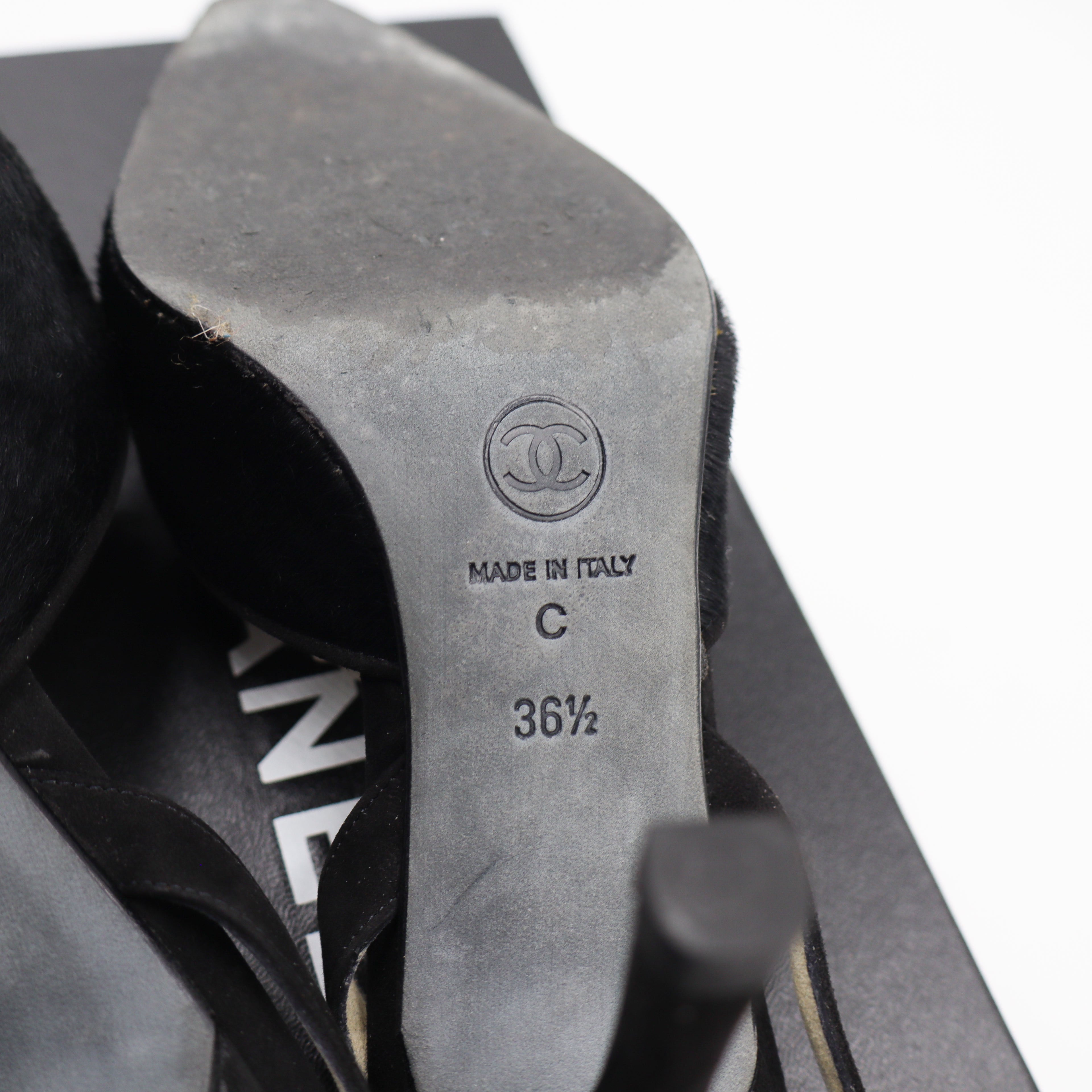 Chanel Heels Suede EU 36,5 - 976