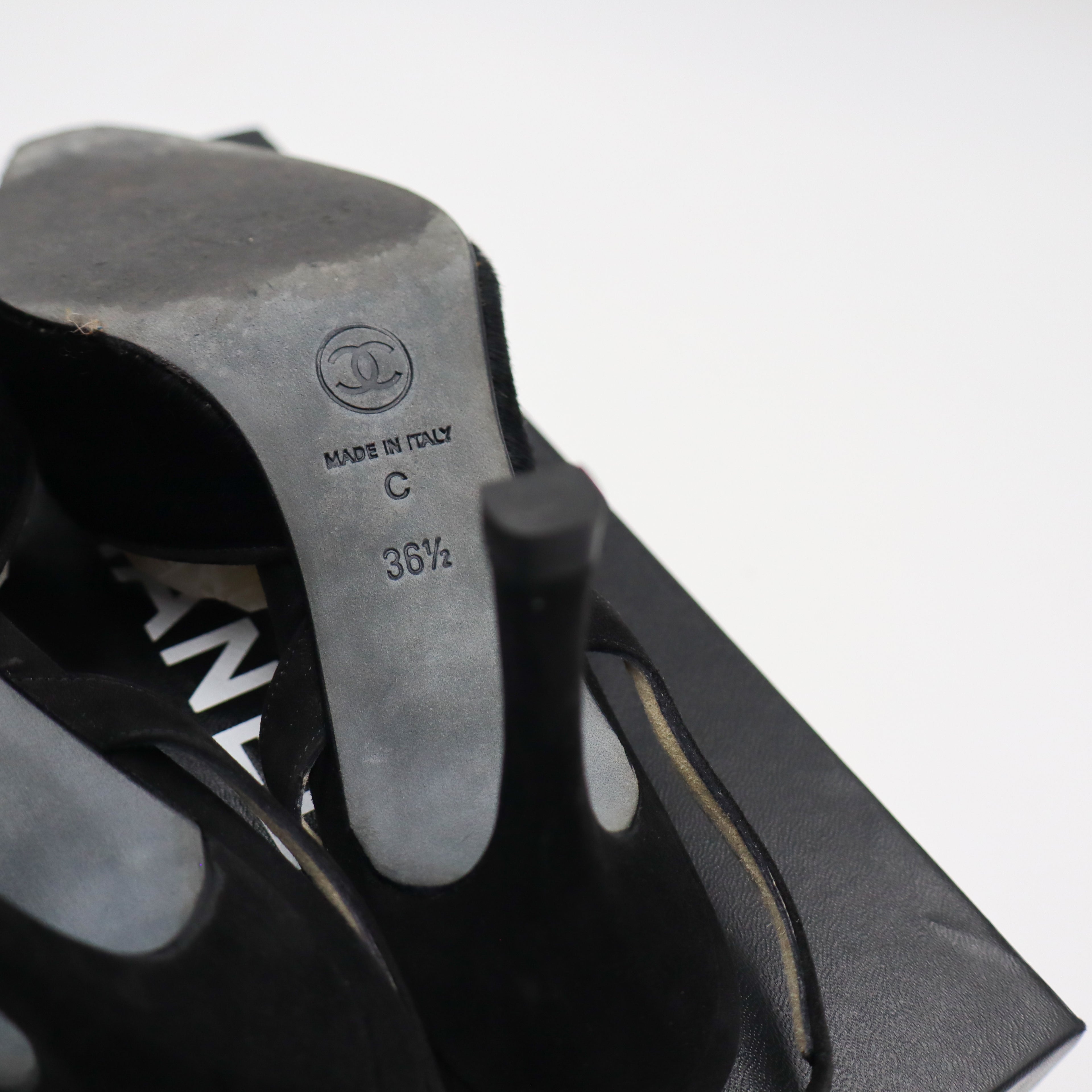 Chanel Heels Suede EU 36,5 - 976